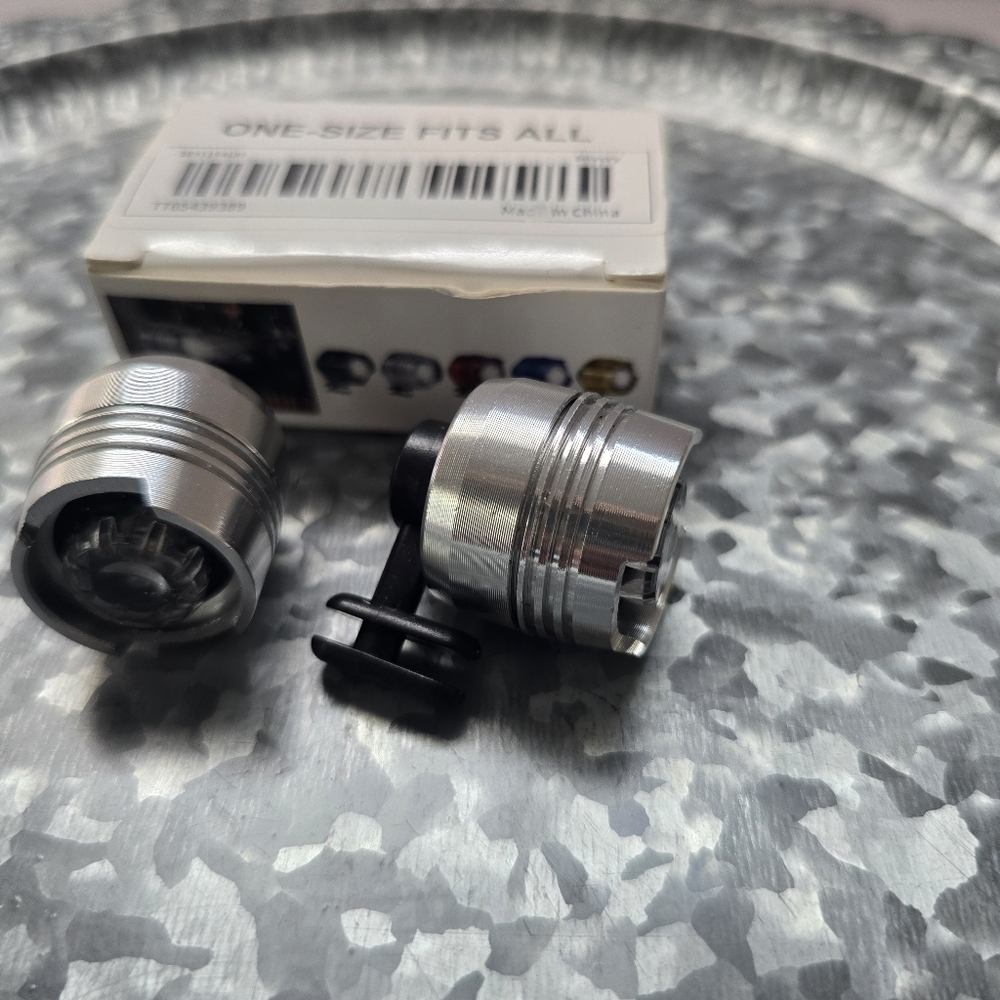 ⭐️40% Off⭐️ Croc Headlights in Silvery Metal (Set of 2) - Picture 5 of 6